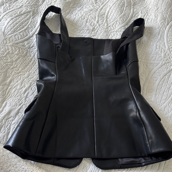 NWT PIXIE MARKET Agatha faux leather vest top in Black w/ golden buttons size XS - Picture 10 of 11